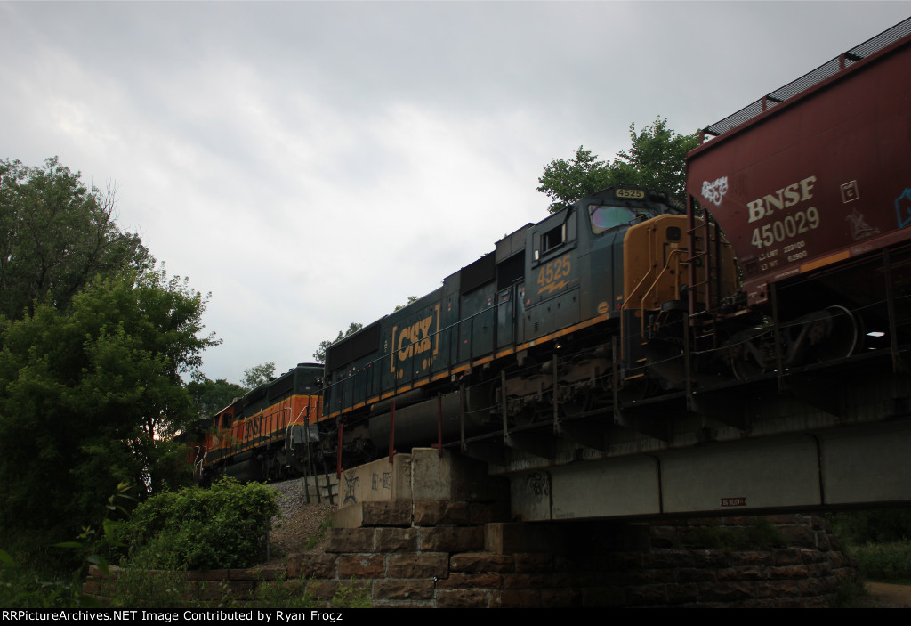 CSXT 4525